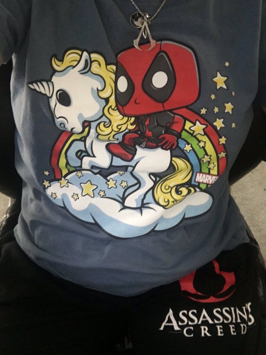 DoryGinger's tweet photo. Total mismatch but idgaf. I'm comfy haha 😁 Plus the shirt is awesome. Let's be real. #Unicorn #DeadpoolUnicorn #HappySaturday https://t.co/XOhsbfRnIf