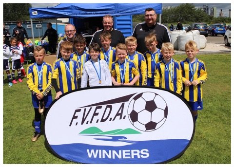 Russ704's tweet photo. Great day at the football tournament. Well done team. #ProudCoach #Football #Grahamston 

Photo's by @craigblackphoto https://t.co/lAxB76wz8P