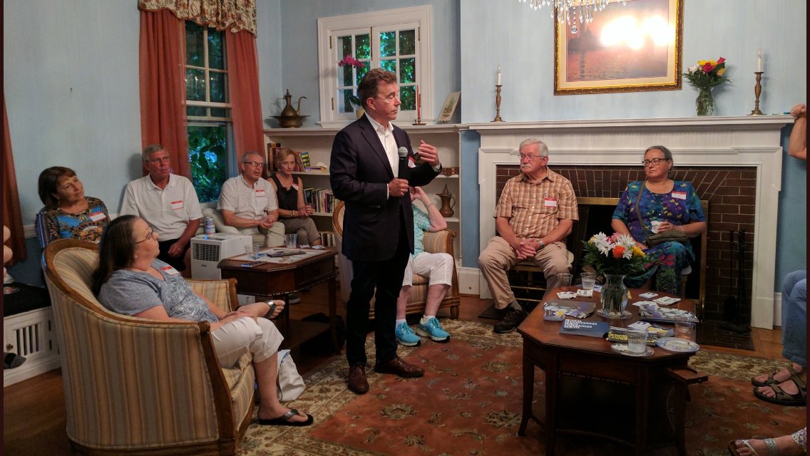 WCWVI's tweet photo. After meeting @ralphbaxter last night #TodayWillBeBetterBecause #IHaveHope that if #RalphBaxter runs for #Congress he will make #WVStrong https://t.co/QQKFT9Q95M