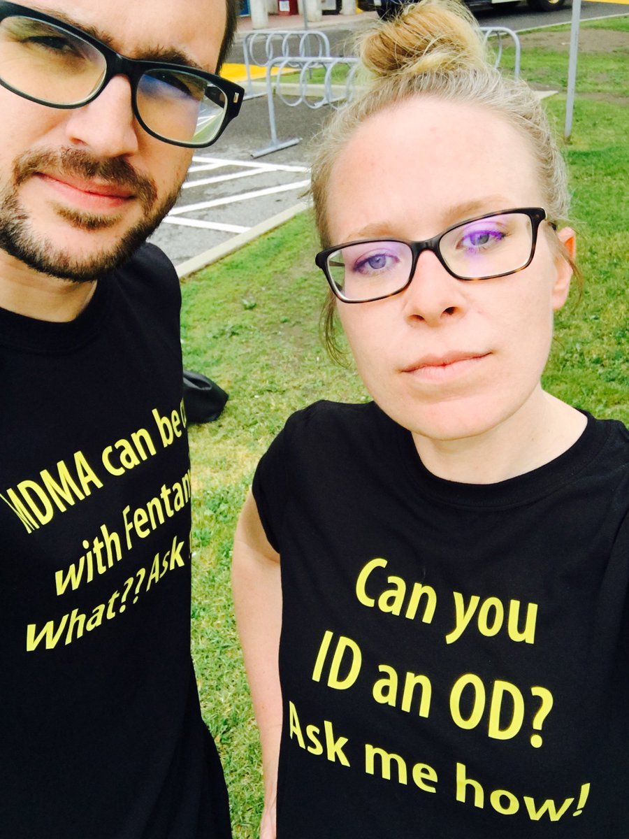 OttawaHealth's tweet photo. We're @EscapadeMF this weekend
Can you ID an OD?
Folks in shirts like these can answer your Q's
https://t.co/Dd6aUgXayt https://t.co/m3H0P2t7Zq