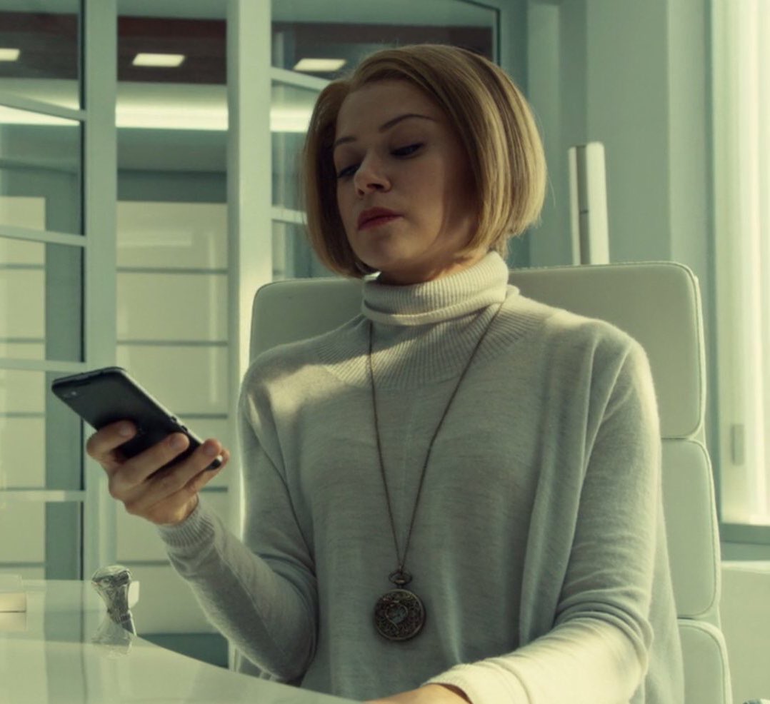 memesforclones's tweet photo. When ya been avoiding someone for days and you accidentally open their message so you slowly put ur phone down and hope for the best https://t.co/fuG81SzuXx