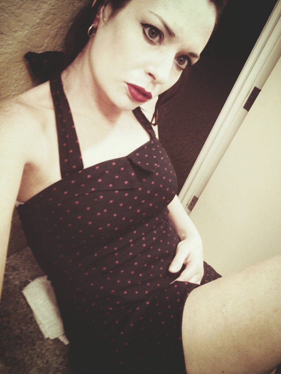 B. (@ediciusjane) on Twitter photo 