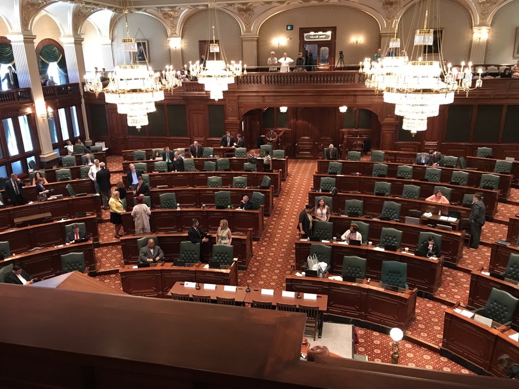 kay8tch's tweet image. Getting ready to talk to the IL House why #SB1 is the right bill for ALL children across the state and @EMSD37. #SB1 #fixedtheformula.
