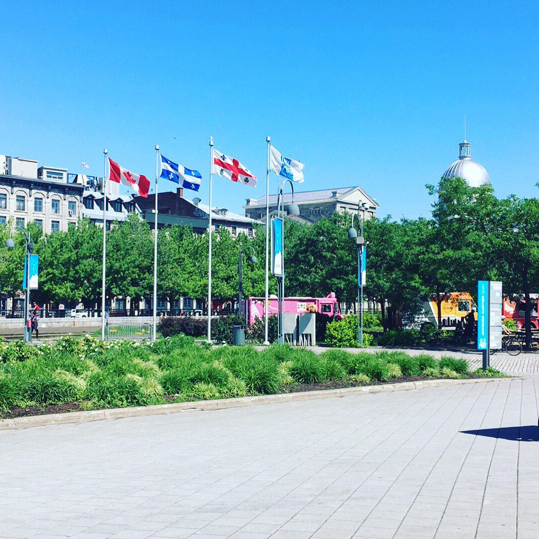 Bonne fête nationale, bonne Saint-Jean-Baptiste Québec! Happy national day, happy Saint-Jean-Baptiste Quebec! Venez célébrer avec nous!