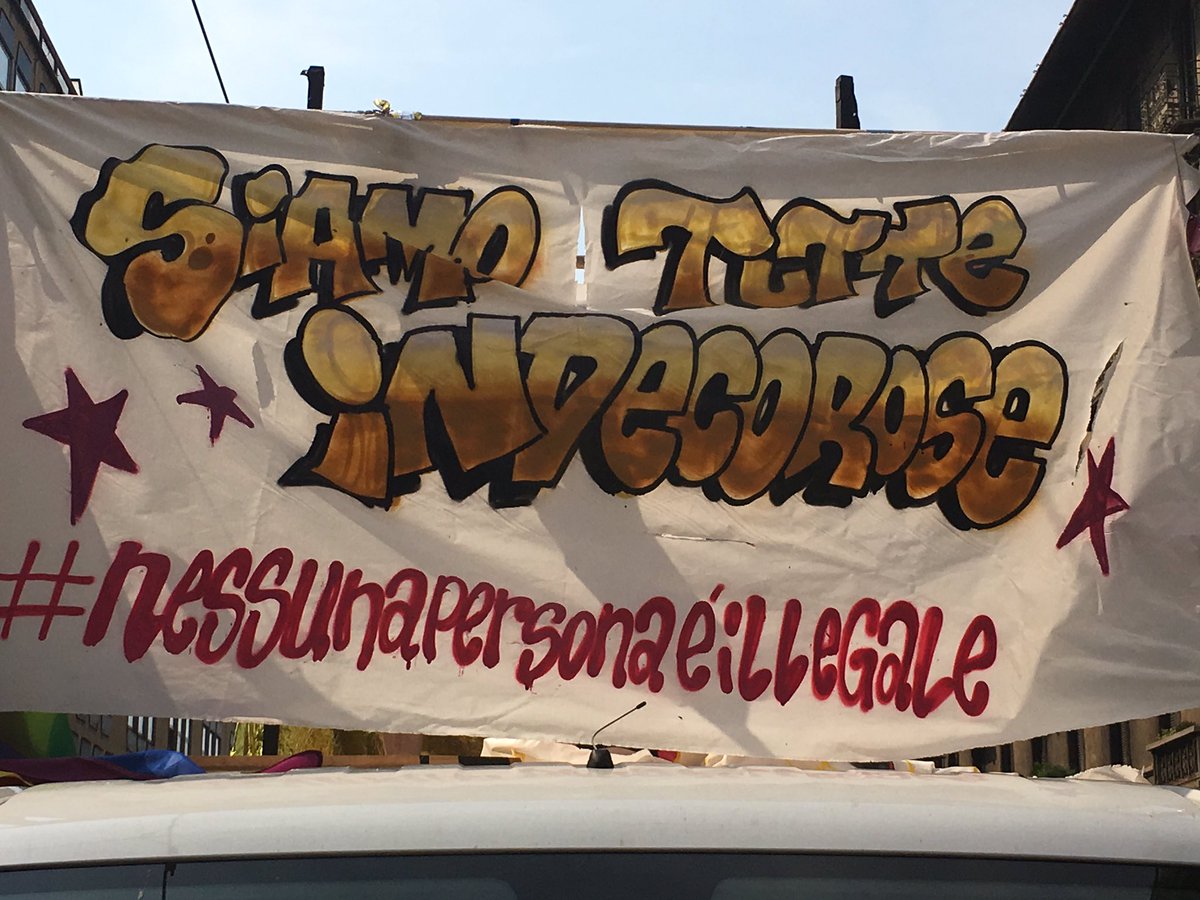 <a href="/MilanoPride/">Milano Pride</a> #NessunaPersonaÈIllegale #SiamoTutteIndecorose <a href="/MILinMOV/">MilanoinMovimento</a> <a href="/radiondadurto/">Radio Onda d'Urto</a> <a href="/RAttiva/">RadioAttiva</a> <a href="/a_cegna/">AndreaCegna</a> <a href="/global_project/">global_project</a> <a href="/RobMaggioni/">Roberto Maggioni</a>