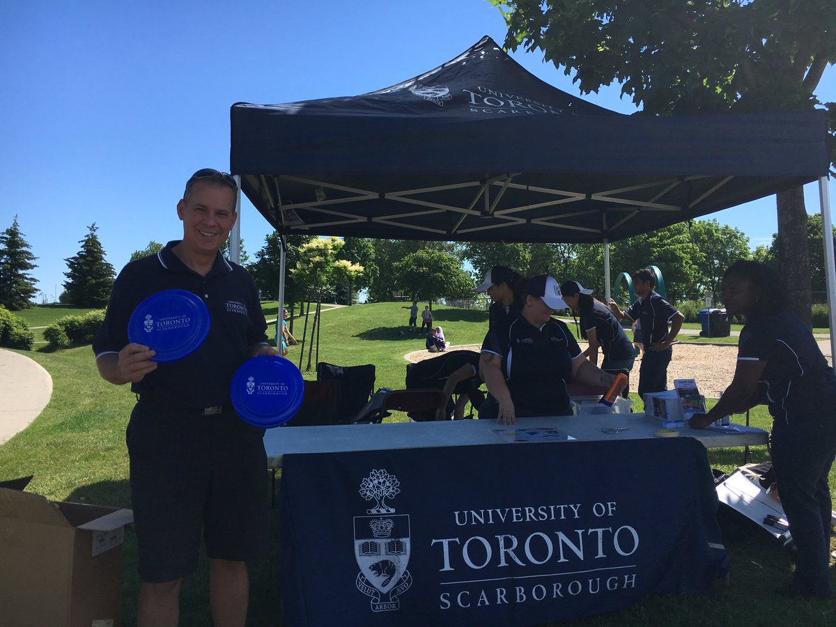 BKDuguid's tweet photo. #UTSC is proud to sponsor the @puwfc. Come visit us for free face painting and frisbees! #ScarbTO https://t.co/smIoyFRZsO