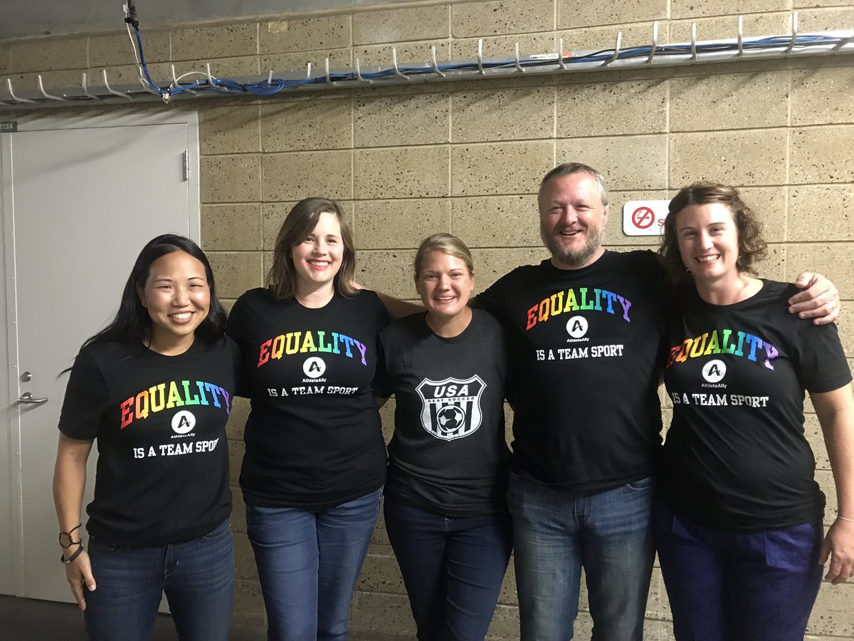 USDeaf_WNT's tweet photo. It was so fun to hang out with @AthleteAlly and @lauraclise last night, &amp; hear about what this fantastic organization does. Check 'em out! https://t.co/3ErfYnq3MI
