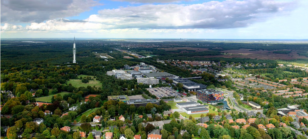 GroeneZaken's tweet photo. Hilversum nog #duurzamer door koudelevering aan datahotel NEP op Media Park.
https://t.co/QYjfhfhPY8 https://t.co/etxqgfhQHk