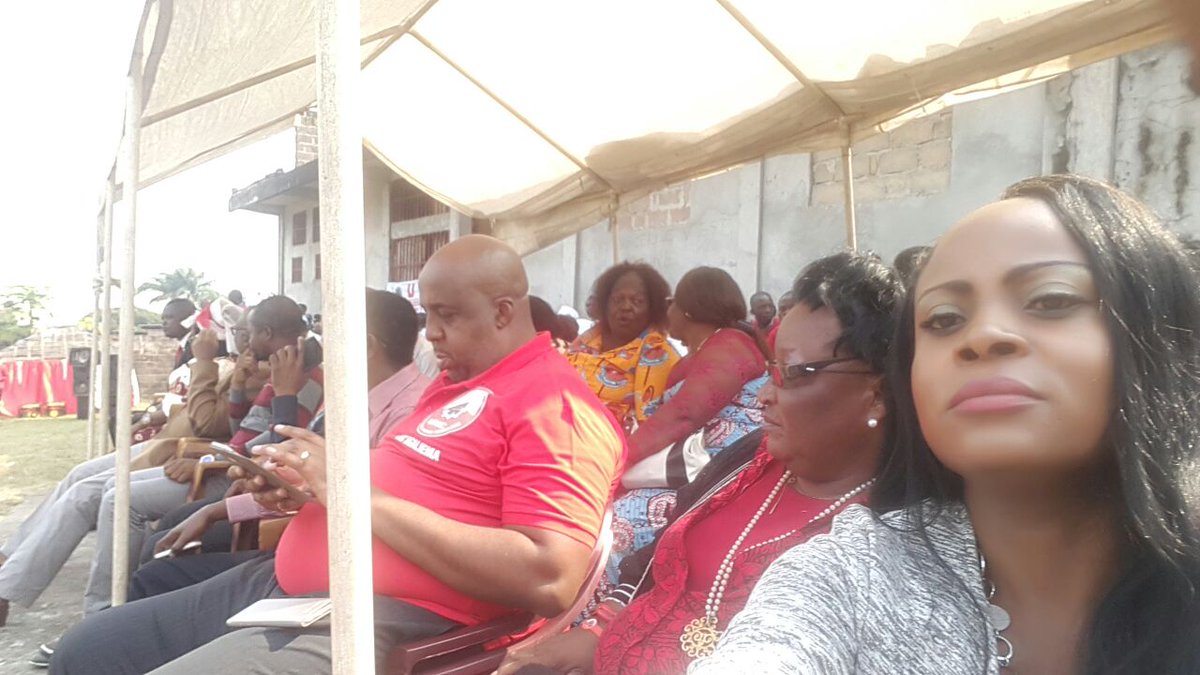 NancyMpoyi's tweet photo. RDC: Inauguration du siège de l'UNC Mont-Ngafula par le PN @VitalKamerhe1 ce samedi 24 Juin 2017. https://t.co/90brXZ8iA2