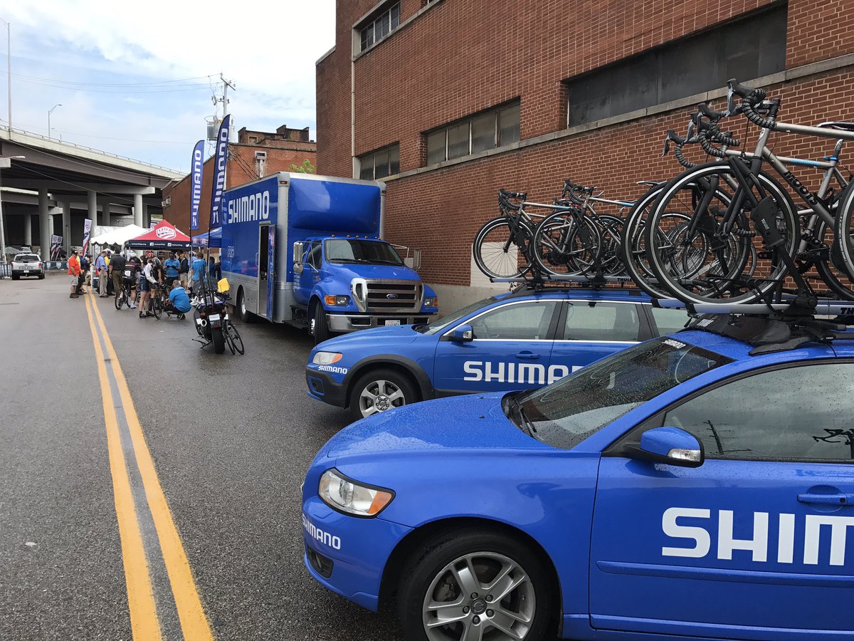 usacycling's tweet photo. Our friends @RideShimano looking after an athletes bike #neutralsupport #USPRO https://t.co/SqfPUNLEEZ