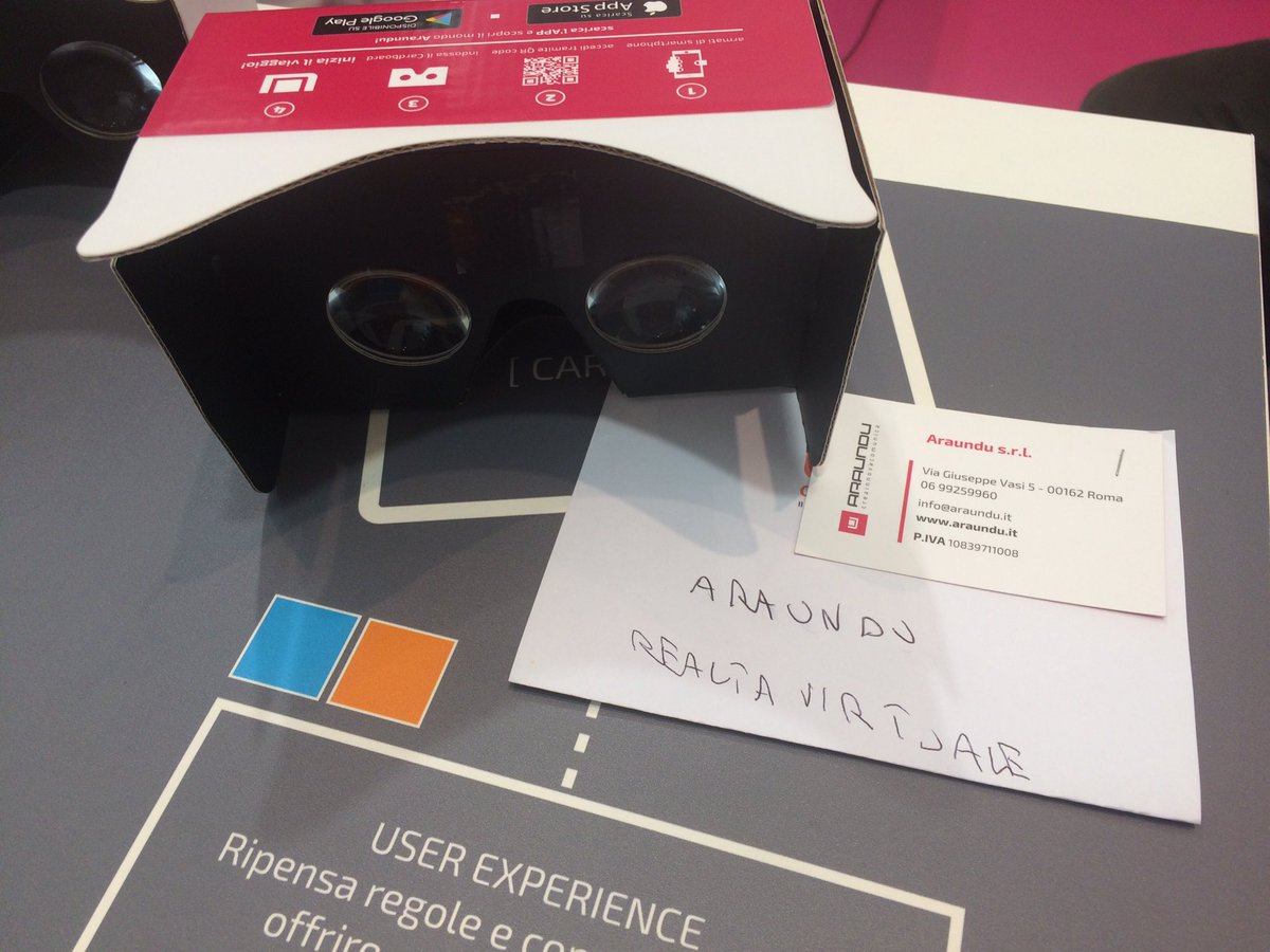 araundu's tweet photo. Salutiamo @ilfestival con un dolce pensiero della nostra piccola follower. Il #VR ha conquistato il #WMF17  #araundu https://t.co/1ZZnB4ls0p