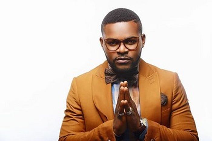 leereports's tweet photo. Can Falz Win This War? See The 10 Artistes That Have Promoted Fraudsters In Their Songs https://t.co/up6VrtUrk3 https://t.co/cwbrI7ps1N