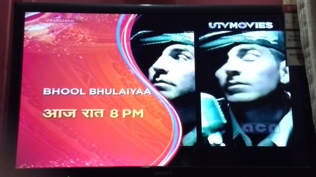 3010Sameer's tweet photo. @akshaykumar Today your 4 film was coming on TV and then now I am watching Bhool bhuliyaa @mrsfunnybones https://t.co/LJH8sxjdbD