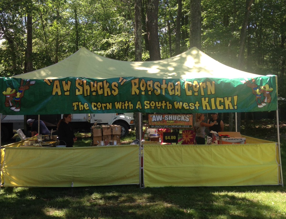 Corn 🌽 and wine 🍷?? Shuckk yeaaa!!