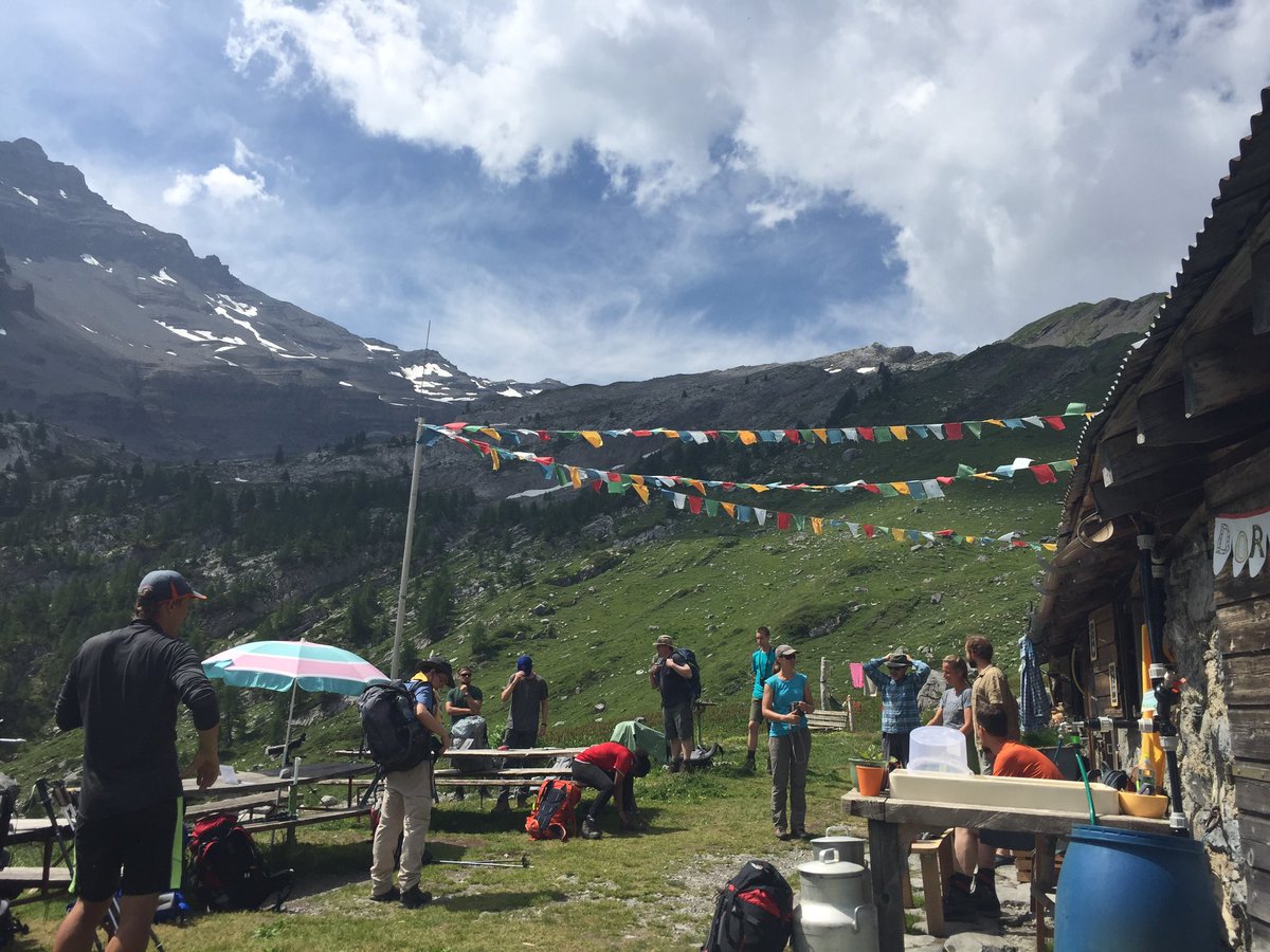 Excellent second day on the Tour du Grand Muveran with <a href="/bis_ad/">BIS Abu Dhabi</a> @BISB_Bratislava <a href="/eisp_tanzania/">Caroline Troughton</a>