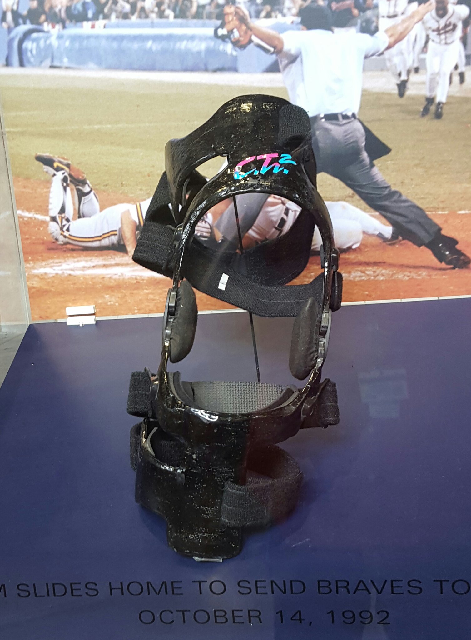 Tom on X: The knee brace Sid Bream wore on his famous slide home