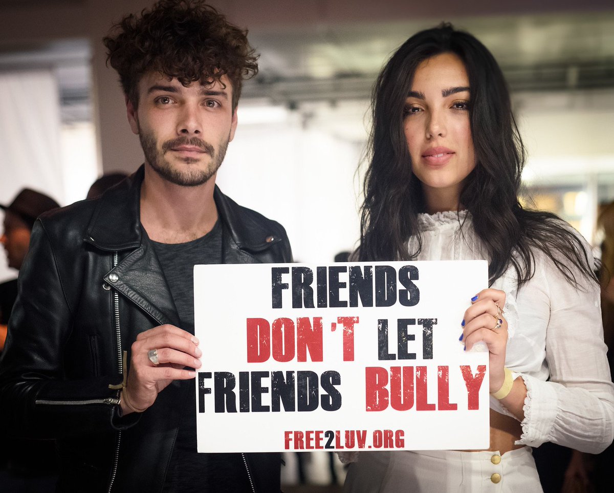 FREE_2_LUV's tweet photo. Are you ready 2 ROCK KINDNESS w/us? Join @TheHeirsMusic &amp; stand up to #bullying! P.S. Y'all rock, thank you! ❤️ #Free2Luv 
#IconsOfFashion https://t.co/Frl2E6aD5L