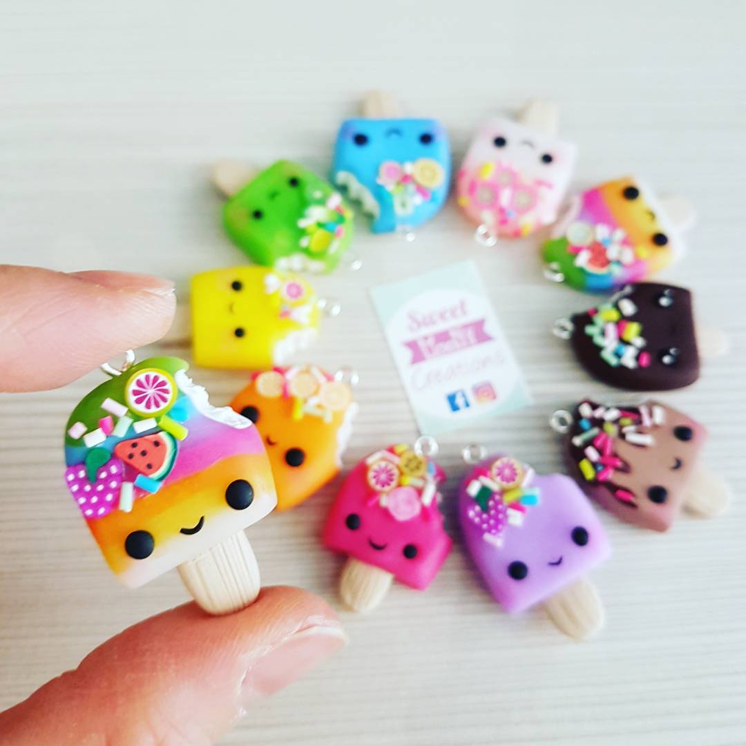 ArtMarzullo's tweet photo. Follow me on fb and Ig for more cuteness! Sweet Moony Creations 😉
#popsicles #icecream #fimojewelry #rainbow #Pride2017 #art #artist #kawaii https://t.co/41EtNMrDYa