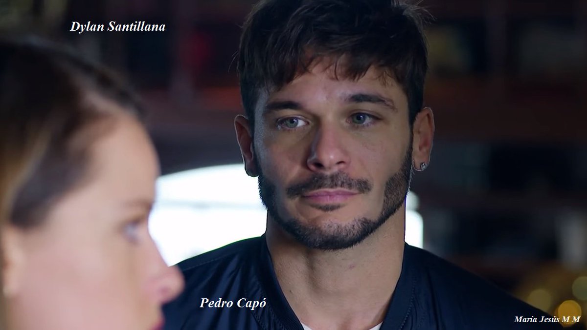 caleteracadiz's tweet photo. La serie #GuerradeÍdolos con @SOFIALAMA y @pedrocapo en #GildaSolar #DylanSantillana #SofíaLama #PedroCapó viéndola #España https://t.co/E8u3jVuveA