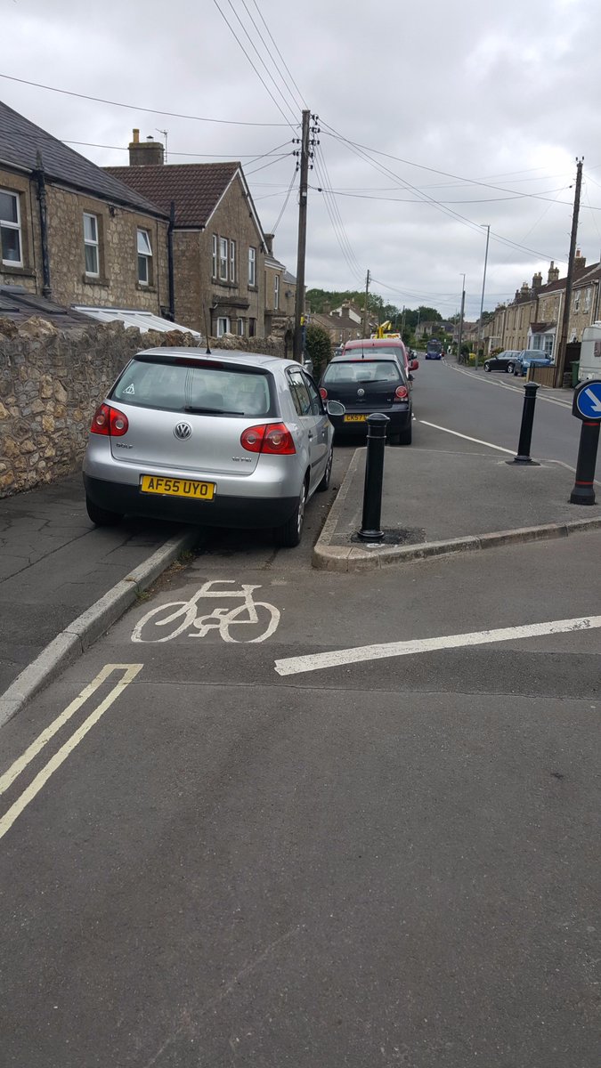 cycletolive's tweet photo. #sharetheroad but not like this, @bathnes and #peasedownparishcouncil sort it! @gailcoleshill @SarahFBevan Either cycle path or parking! https://t.co/ZFXrnMNnqD