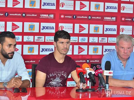 USMAofficiel's tweet photo. Le virevoltant attaquant Faouzi Yaya a été présenté aujourd'hui à la presse.
👉 https://t.co/FLDPGhPfjL
#WelcomeYaya #USMA17 https://t.co/fOldHNKiE5