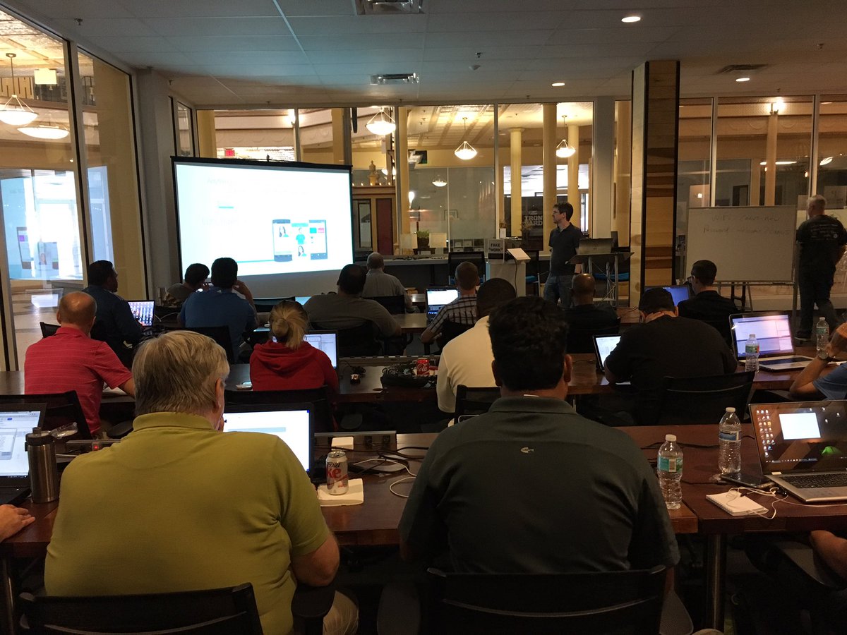 joelmartinez's tweet image. #XamarinDevDays Orlando ... learning all about @xamarinhq and @Azure