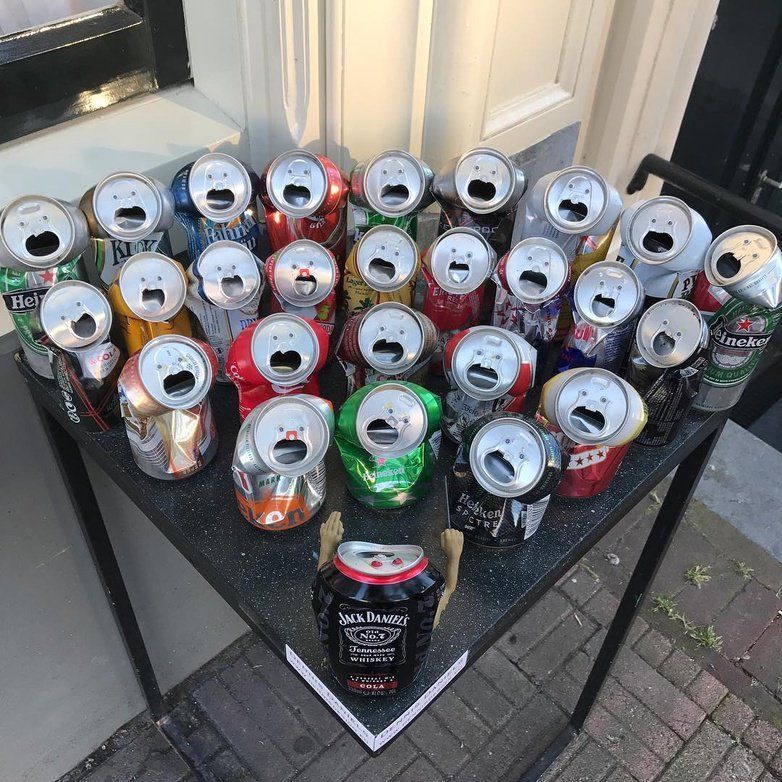 Crumpled Beer Can Choir #Amsterdam #prinsengracht buff.ly/2sKYZ2L
