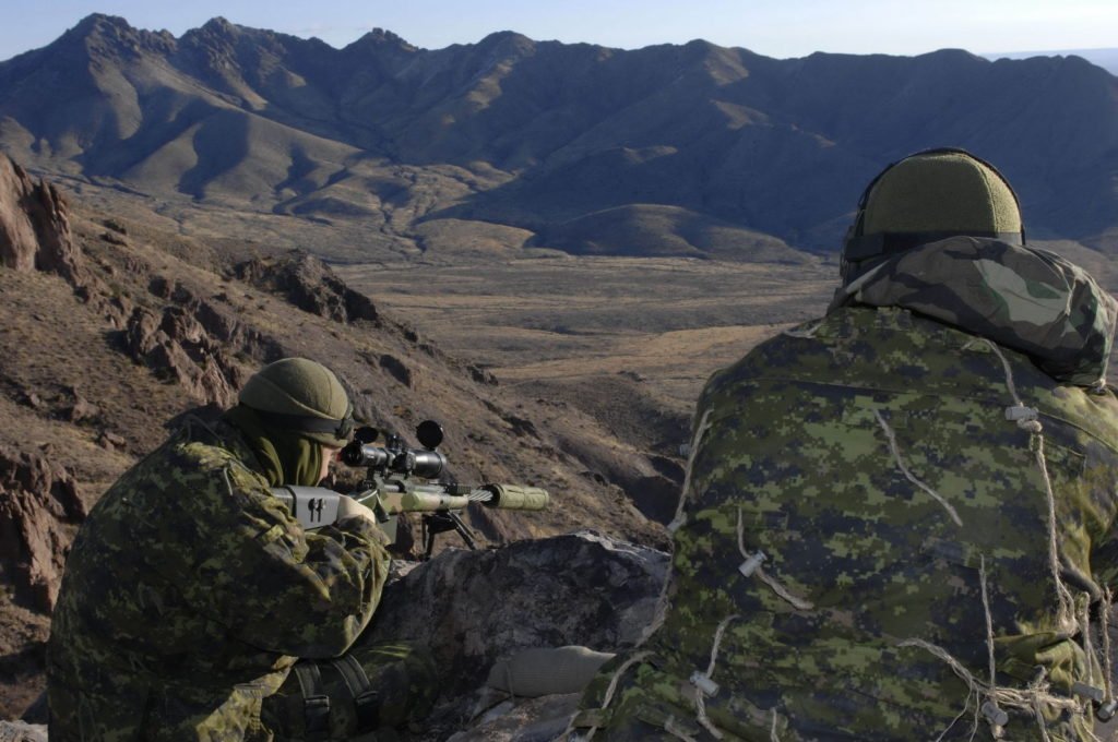 vicecanada's tweet photo. Canadian sniper breaks world record by taking out Islamic State fighter from two miles away: https://t.co/CcLz1pSAMx https://t.co/vfX0Mv3AGY