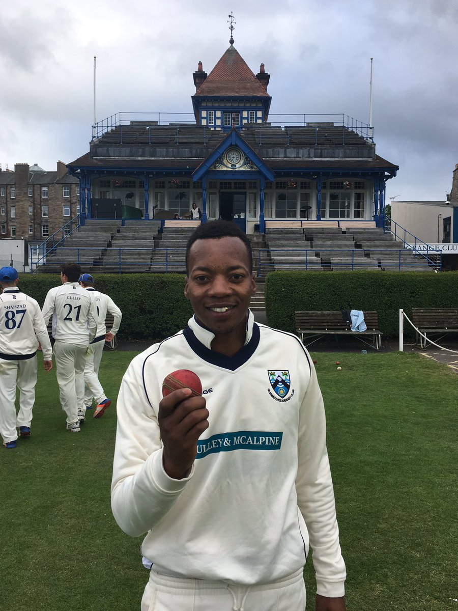 GlenrothesCC's tweet photo. Great team performance from the #Glen's @GrangeCC https://t.co/Q8r9BpvhLR