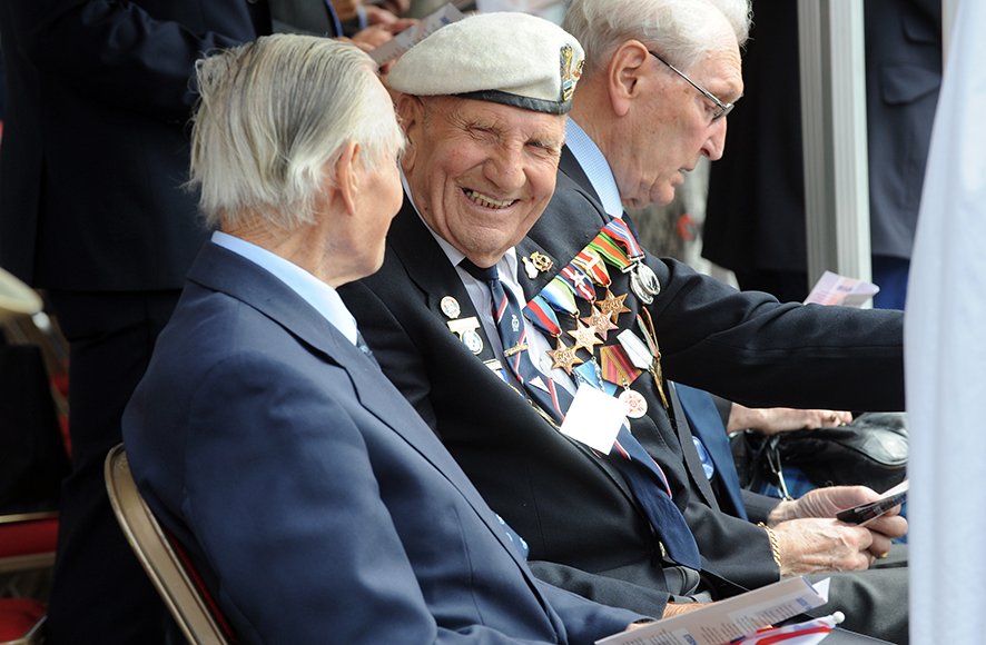 echosnapper's tweet photo. IN PICTURES. Today's Armed Forces Parade in Southend.
https://t.co/Cddf5F0KoR 
See @Essex_Echo Monday https://t.co/A882077LIp