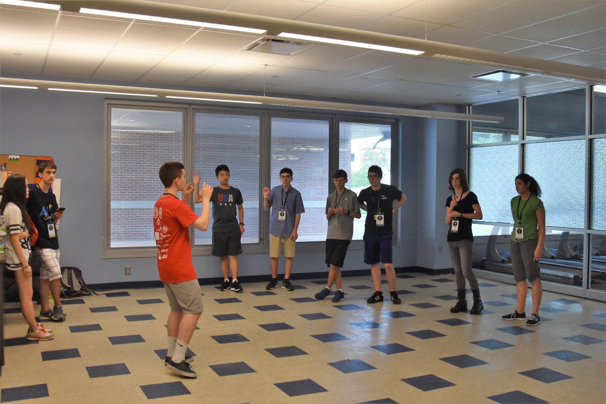 hackuc's tweet photo. Teambuilding https://t.co/Lw0LBgdrSr
