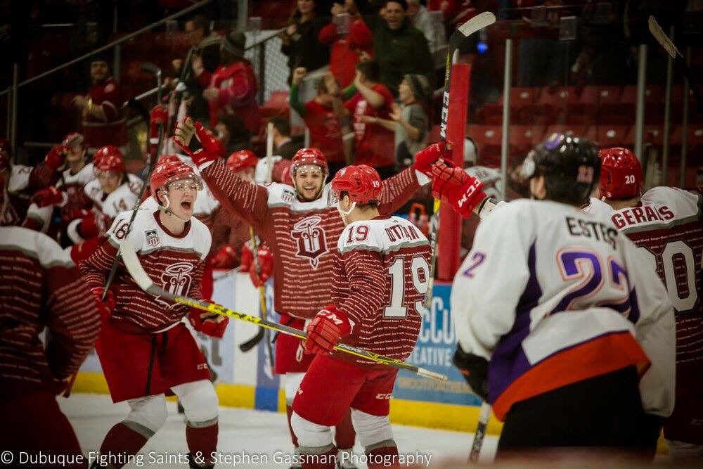 Quinn_Preston20's tweet photo. Huge congrats to my center man @ColeGuttman on getting drafted by the @TBLightning #chapdaddy https://t.co/GdSnLwwOR4