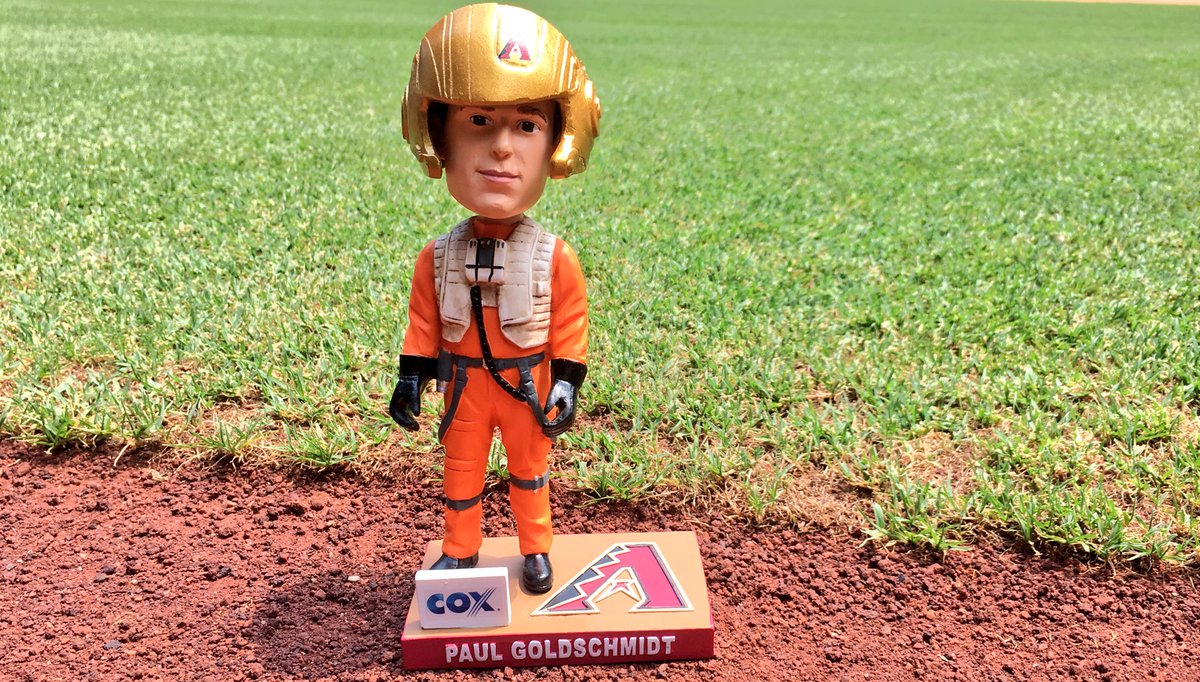Dbacks's tweet image. Tonight's the night. 20,000 fans at the ballpark will get the Goldy @starwars Bobble. 

4 lucky fans will get one by RETWEETING this.