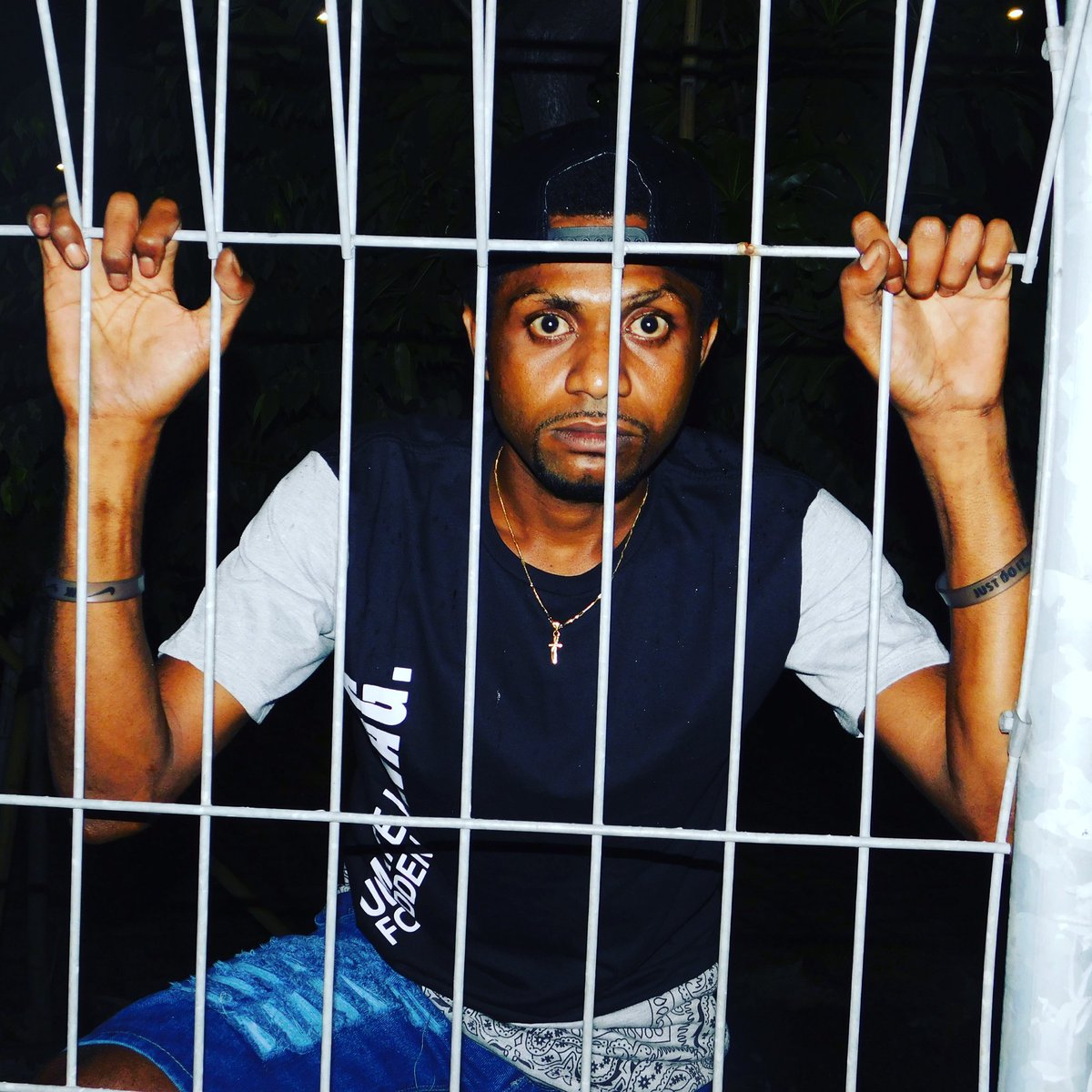 Ko mo ap
🔫💣👓🔝🔙🔛🔜