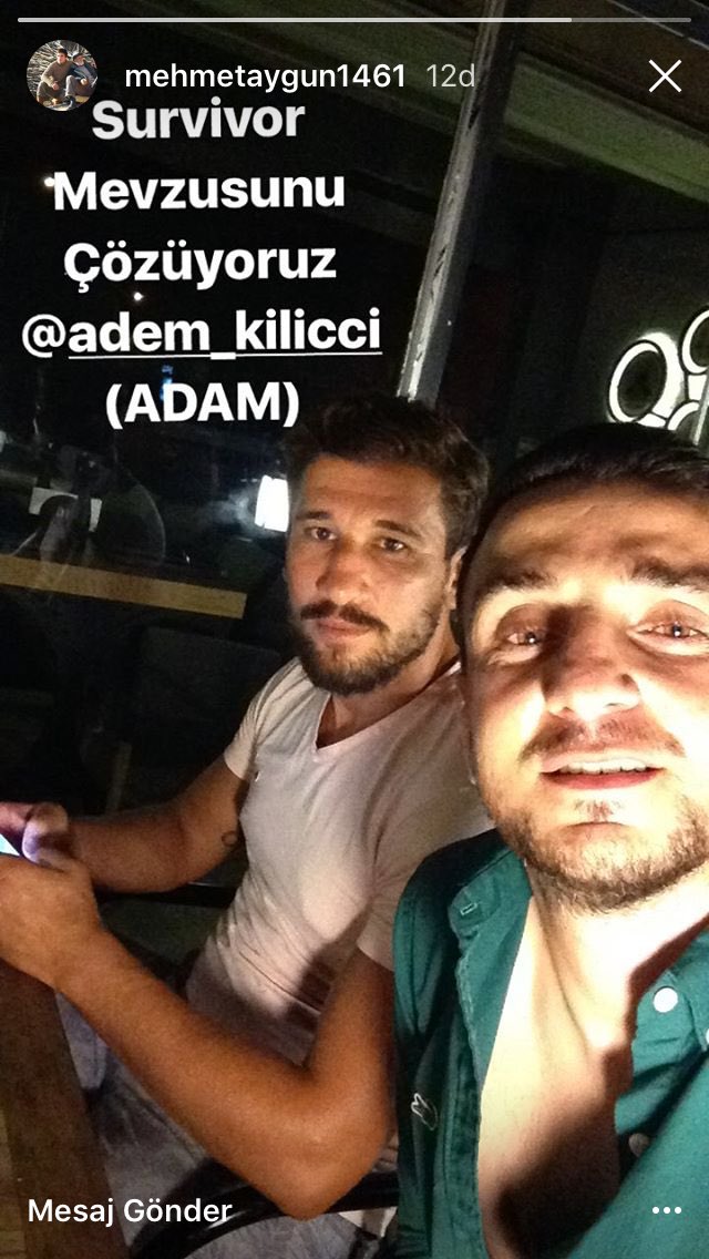 SerhatSaten's tweet photo. Adem şimdi yeni geldi diye sesini çıkarmıyor bu fotoğraf mevzusuna ama bigün birini belasına başlayacak. Surata bak yeter aq diyor adeta. https://t.co/8ySkpDdWzB