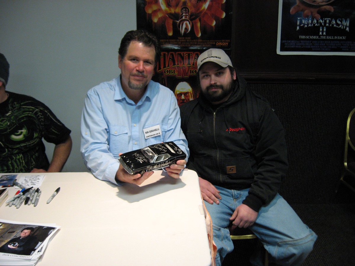 gixxerfool's tweet photo. The time I got to meet @ReggieBannister #KatLester @DonCoscarelli and #BillThornbury all from #Phantasm https://t.co/o0qOLYmxe7