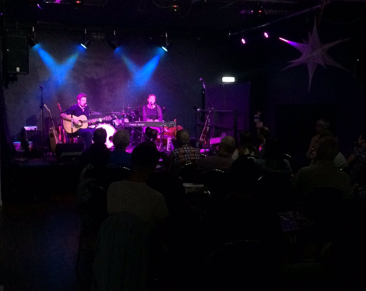 Our dear friends <a href="/garethandannie/">garethandannie</a> sounding beautiful this eve... Lovely to hear you! X BS