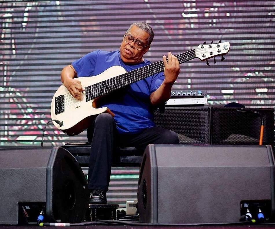 Happy Birthday Anthony Jackson - bass master 