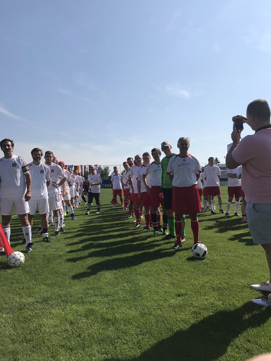 LinhartBMEIA's tweet photo. 21. Diplomatic Footballcup #CEDFC in Bratislava with MFA-teams from A, Ger, Pol, Cz, Sk & Hu. Thanks @SlovakiaMFA for excellent Organisation https://t.co/wZQ8YRt5M5