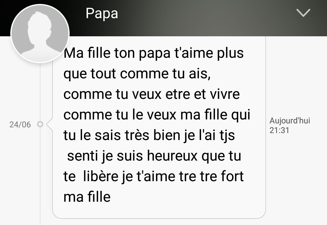 _dekuku's tweet photo. J'ai fais mon coming out en sms, en face j'pouvais pas

Mes parents... 💞 https://t.co/NQtBtcSbKh
