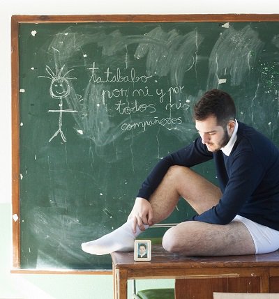 Mañana a las 20:30 h. #Tatababo de @AlvaroCaboalles #VO2017 #LGTBI #WorldPrideMadrid #bullying  vimeo.com/157934641 <a href="/desviadosqueer/">Desviados</a>