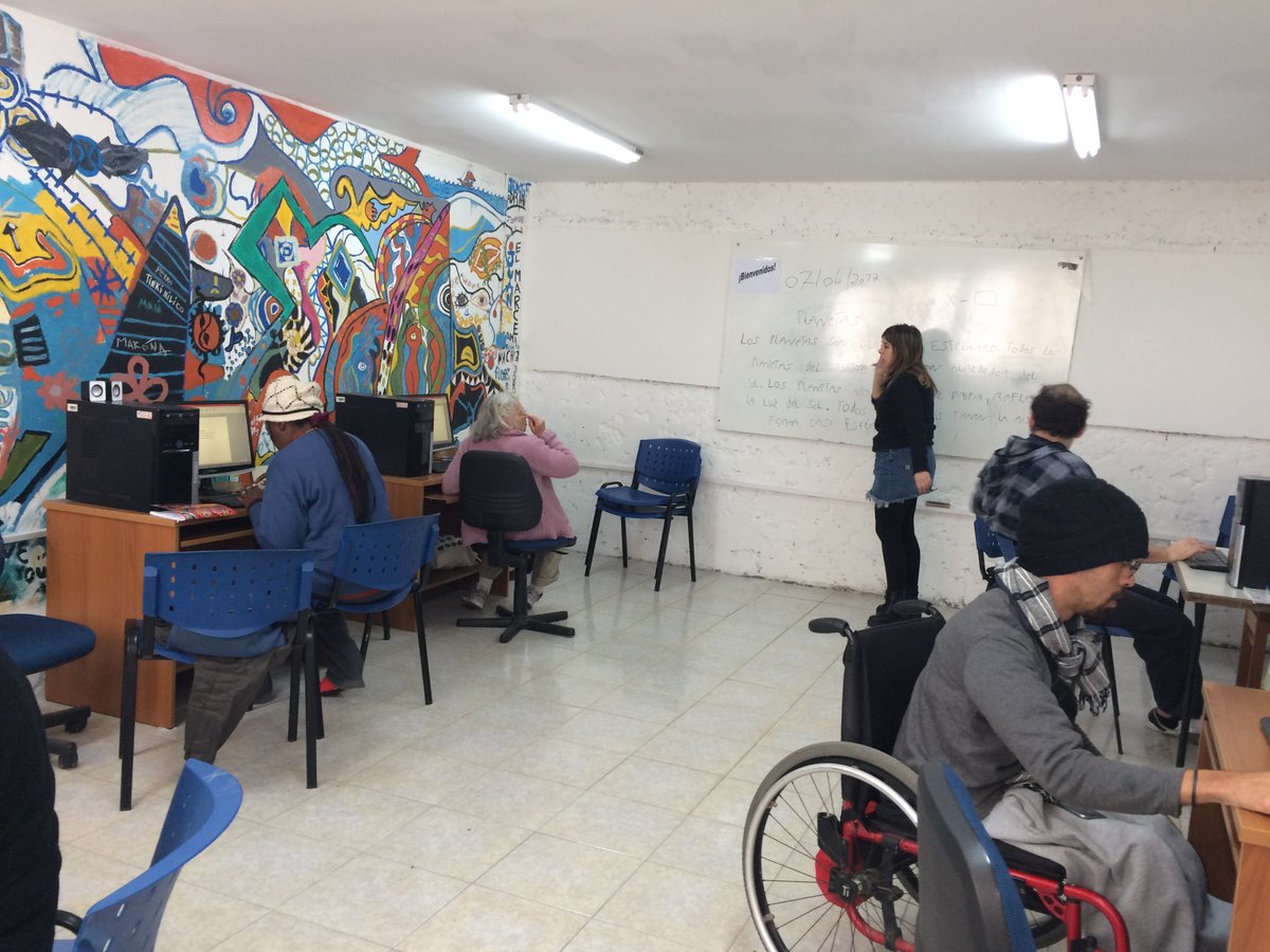 UtuEid's tweet photo. Espacio de Inclusión Digital - UTU Malvín Norte. 📷
Diversidad, integración y construcción con  las redes del barrio https://t.co/FY932vGuMr