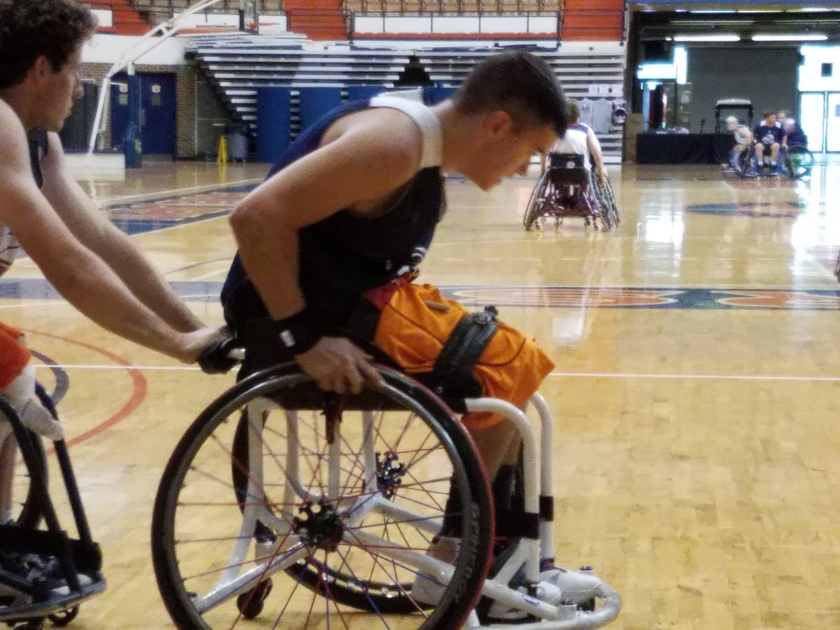 Auburn_Adapted's tweet photo. Chair Skills #feeltheburn #WorkHardWork #UTurns #RagingBull #PartnerPulls #HalfCourtTow #TigerTag #PowerStops #WarEagle #Auburn https://t.co/oRulr3Bt6p