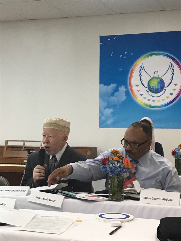 HWPL_Chicago's tweet photo. Imam Muhammad of #Islam shares a story from childhood of creation and the one creator. Thank you Imam. 🌄 https://t.co/847exT2b9l