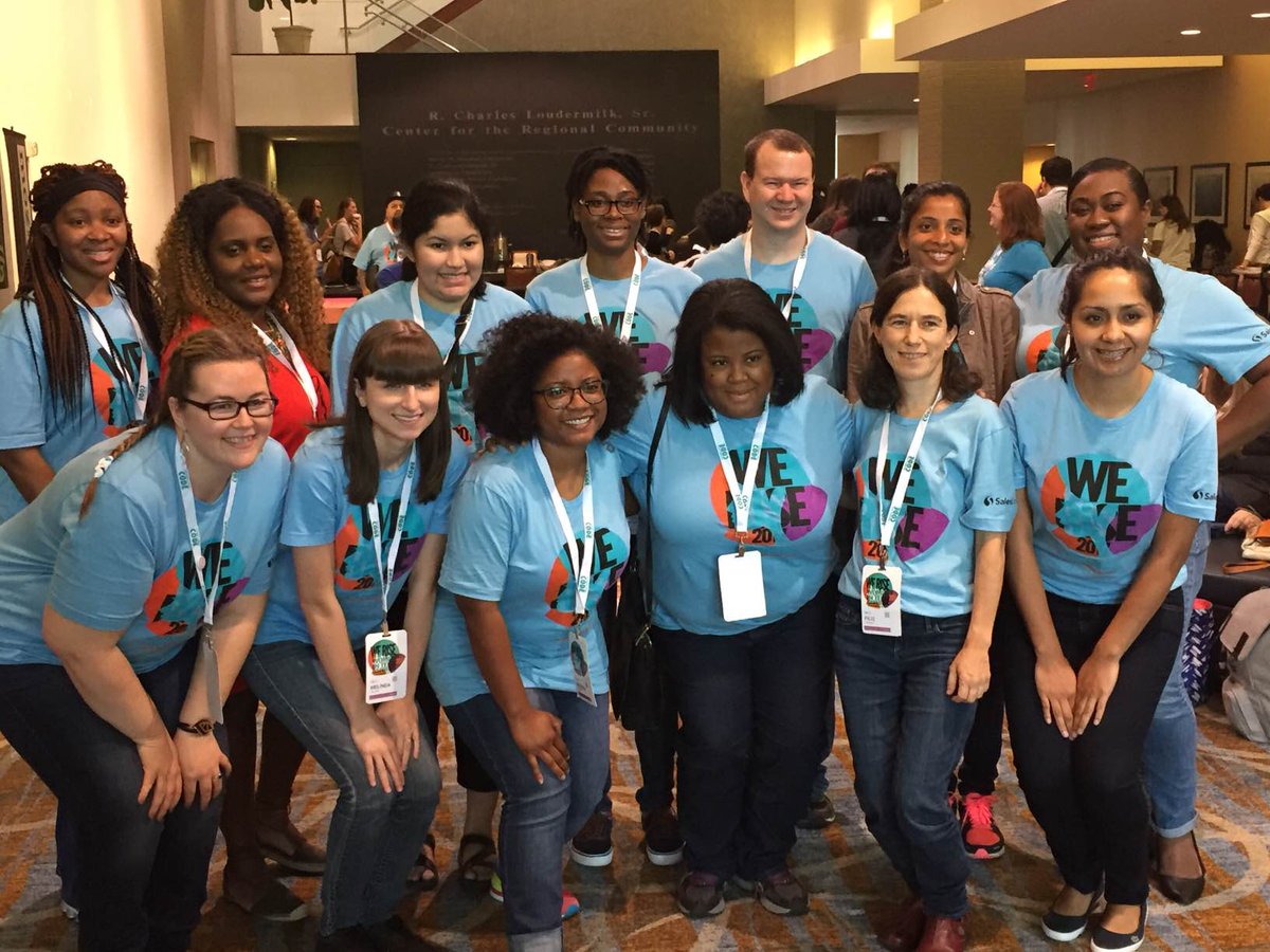 WomenWhoCode's tweet image. A shout-out to the incredible #WWCode volunteers at the #WeRise Conference! #WeRiseTech @WWCAtl