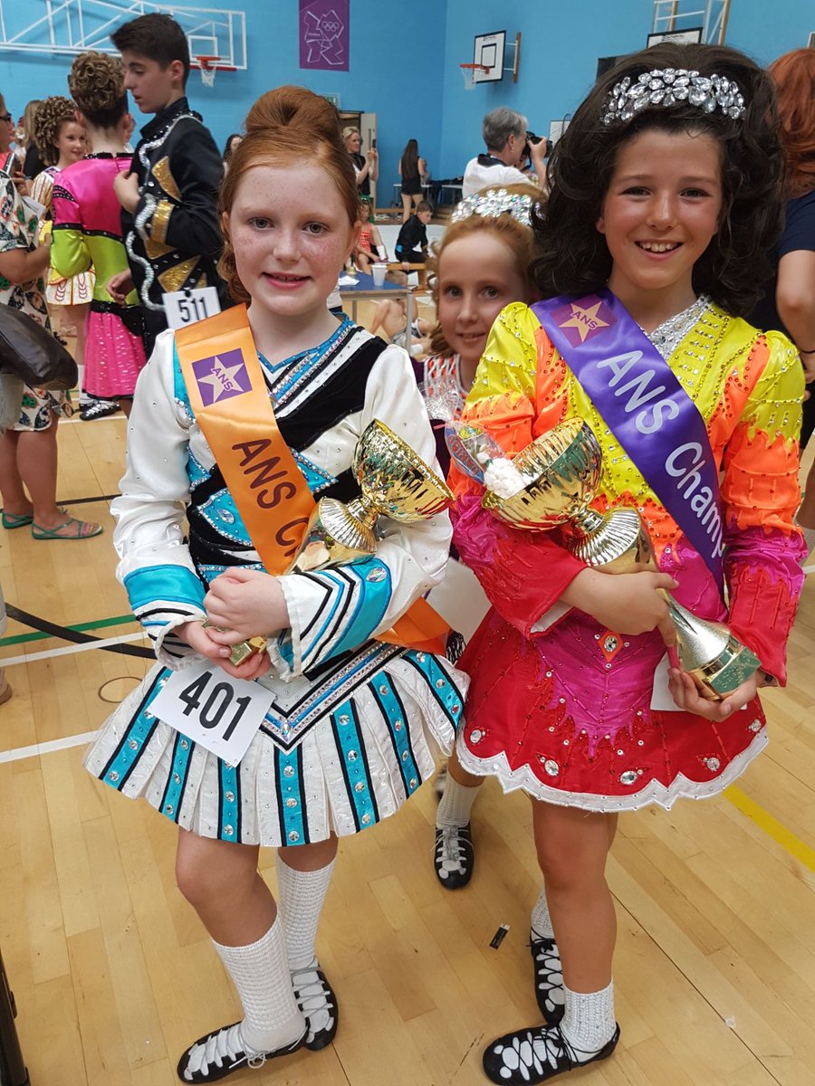 Massive thank to you to <a href="/SupremeEngraver/">Supreme Trophies</a> for our trophies &amp; medals at our UK Solidartiy fundraising feis! As always, we 💜 them!