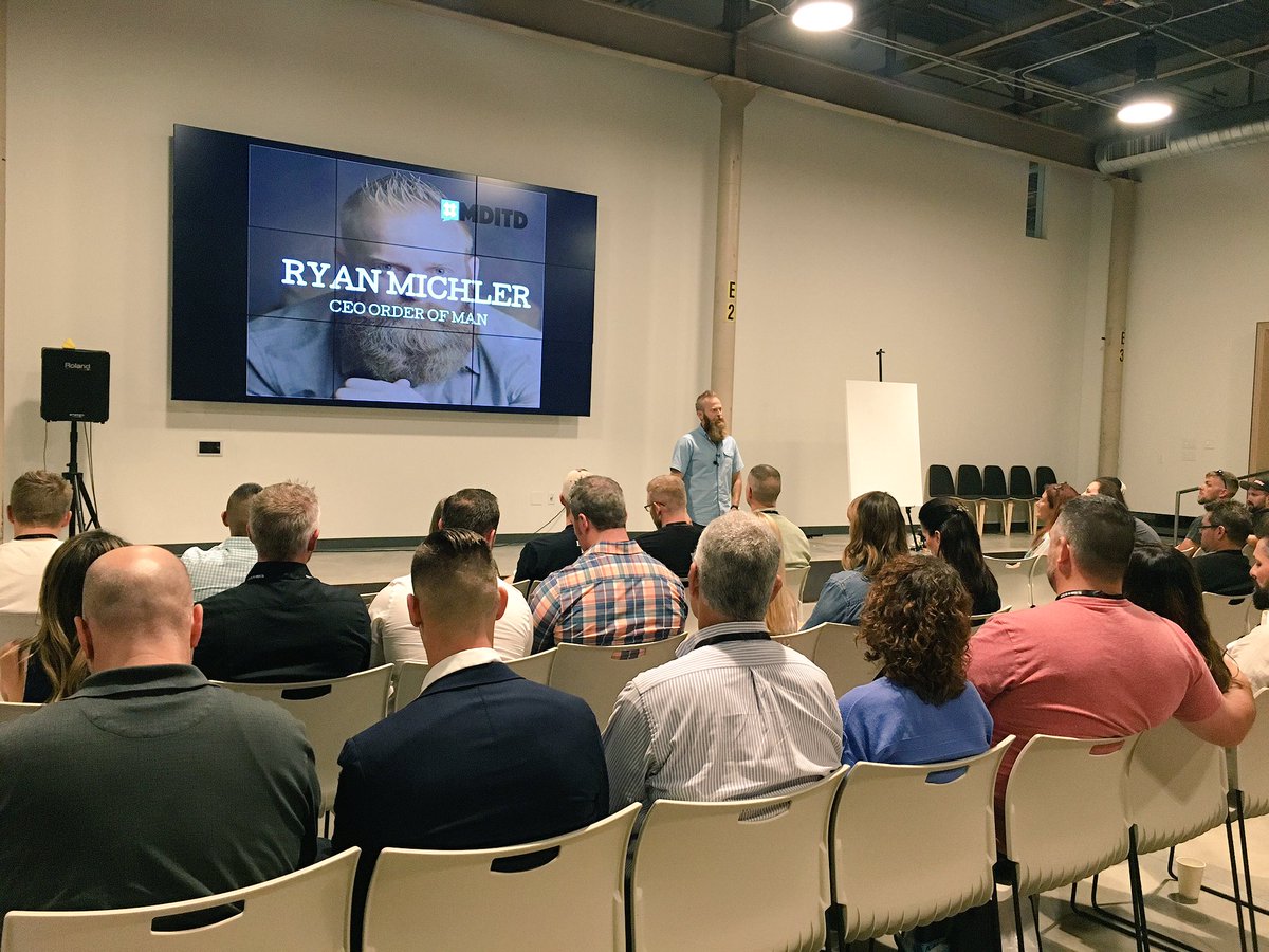 ksescon's tweet photo. @ryanmichler "Making the Hardest Times in Your Life a Catalyst for Growth and Change". #mditd https://t.co/OMxkS4xUgv