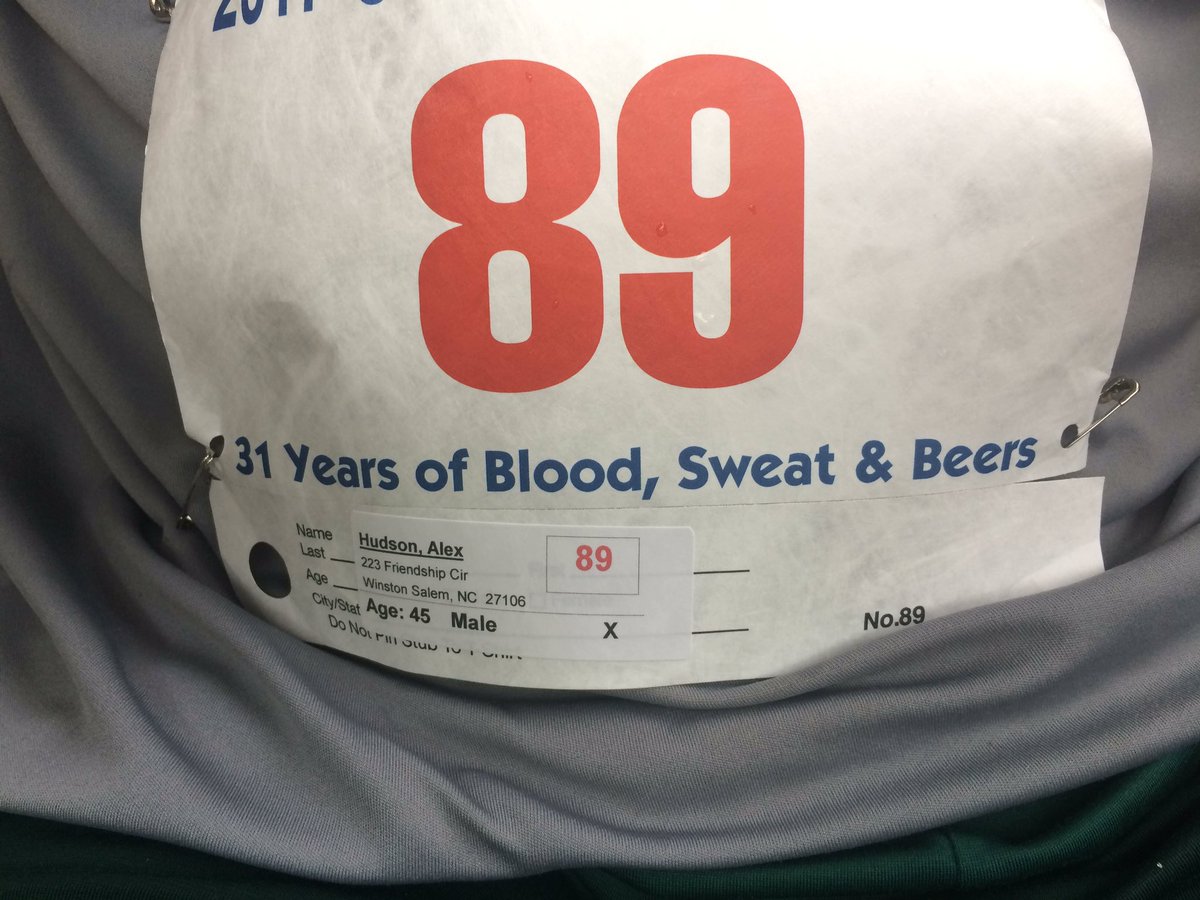 al_hudson6's tweet photo. Kapow & YHC are ready for some #UltimateRunner action!
#itsnotthatwet
#thereareonly88runners
#Imustbeinthefrontrow https://t.co/L8MyIoyaOo