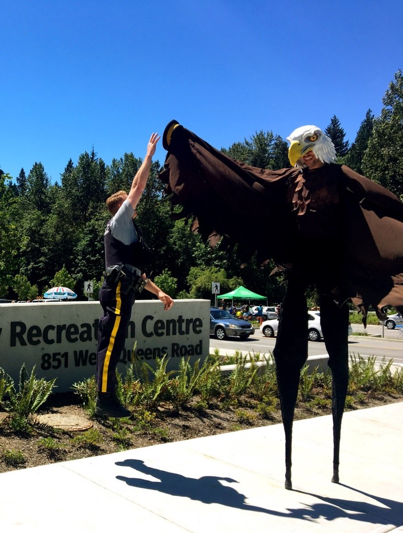 Watch out for the bald eagle at the Delbrook Grand Opening!!! He'll steal your hat! @NVanDistrict #NorthVancouver https://t.co/koRRU0pBvj