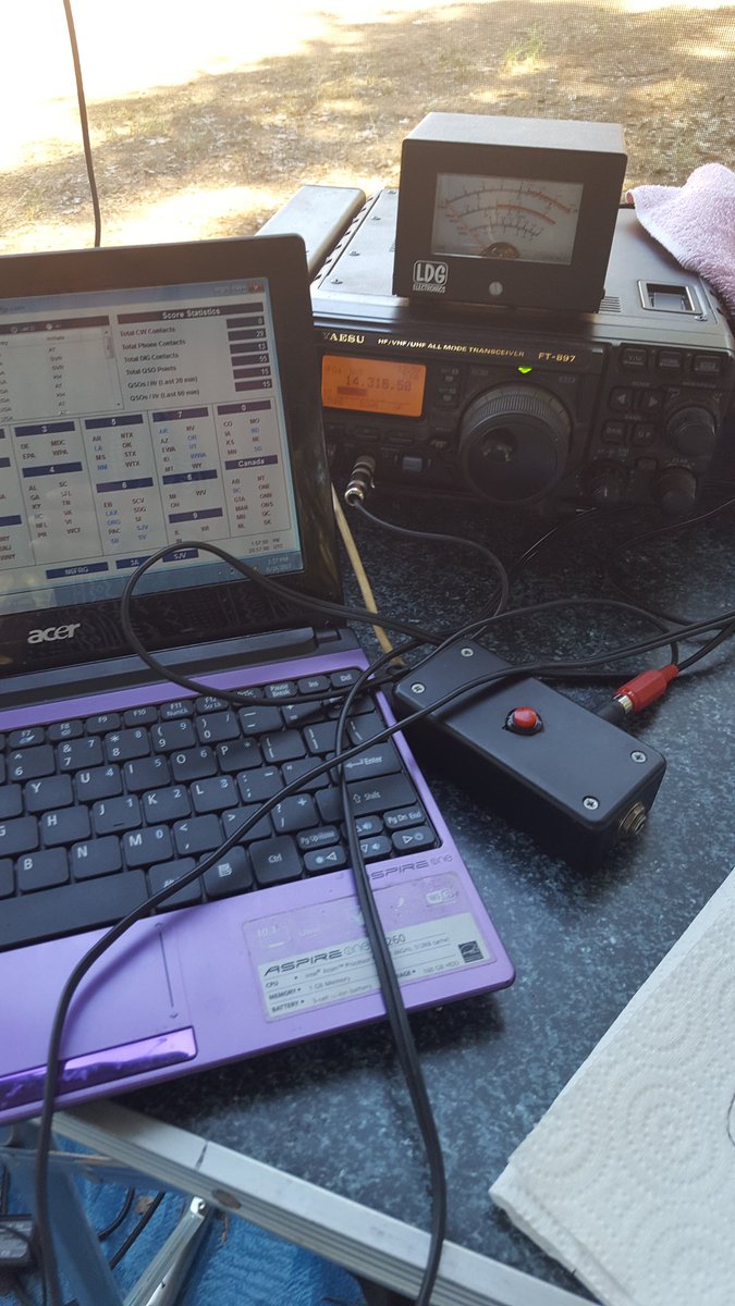 kateyhood's tweet photo. Getting those QSOs recorded!  #ARRLFD #ARRL17 #Fieldday https://t.co/MKZxiiM6Fp